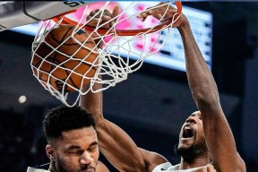 爱游戏官网app -布鲁克林篮网vs密尔沃基雄鹿